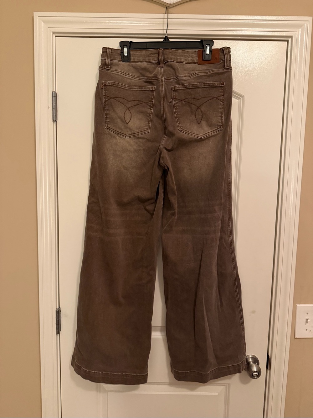 Judy Blue Retro Wide Brown Stretchy Jeans - Picture 4 of 7